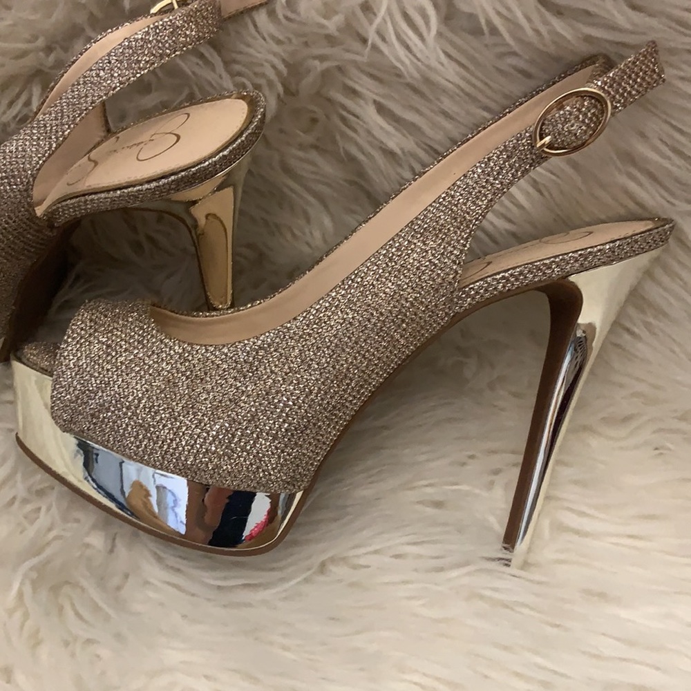 Jessica Simpson pumps size 9M
